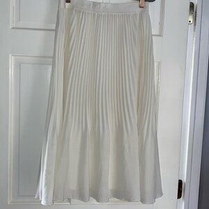 J Crew Women’s Pleated Skirt